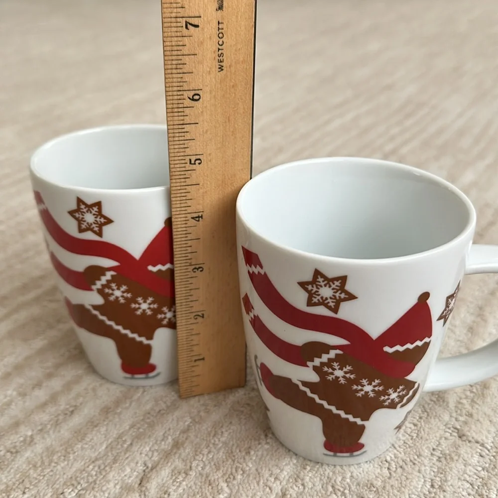 Set of 2 Crate & Barrel GINGERBREAD MAN Skating Snowflakes Coffee Cup Mug 4 1/2
